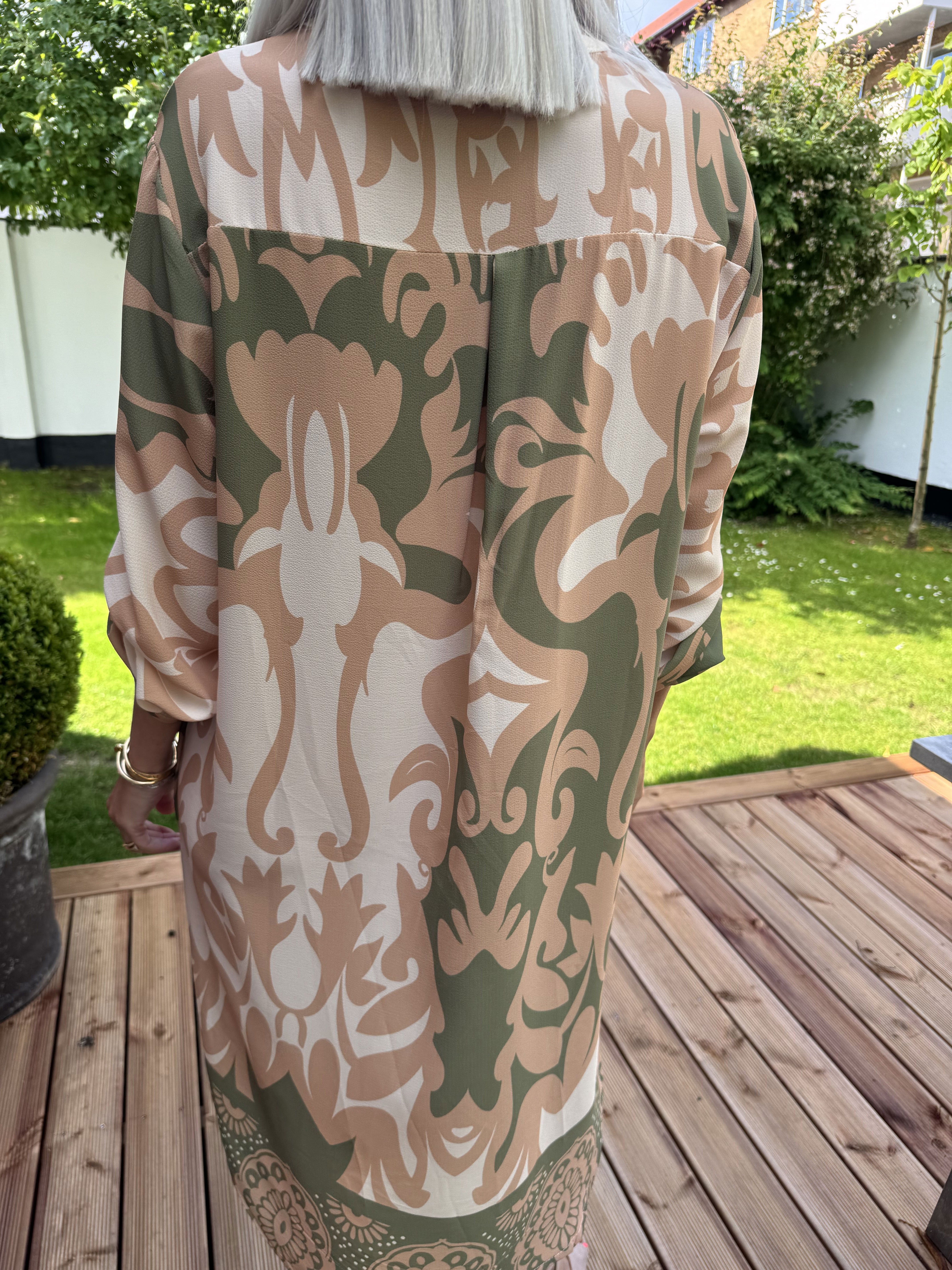 Vanesa Boheme Dress - Let og luftig mønstret kjole i viskose